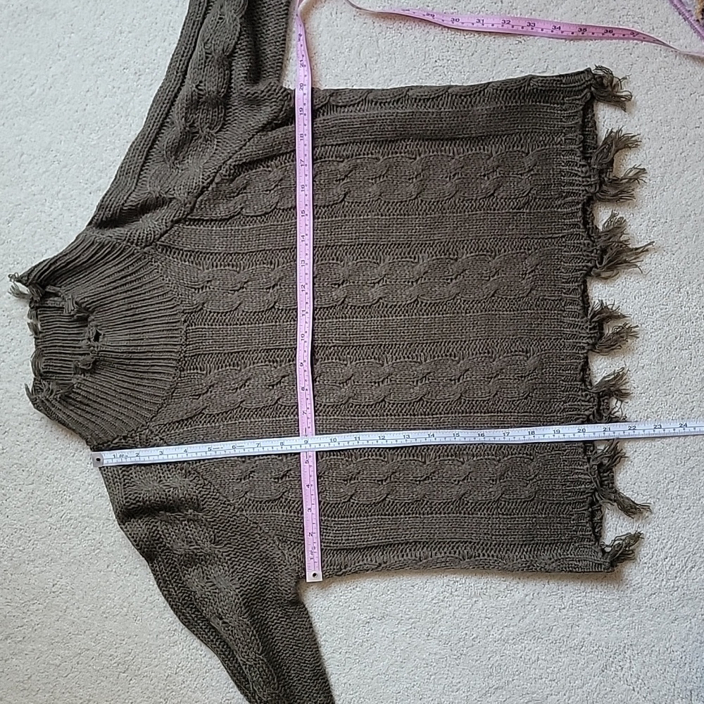 💗 POOF APPAREL LS Sweater Ragged Edge Olive Green L - Picture 9 of 11